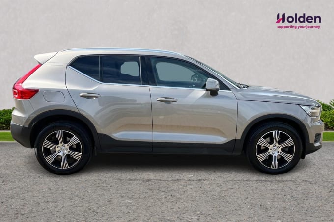 2024 Volvo Xc40