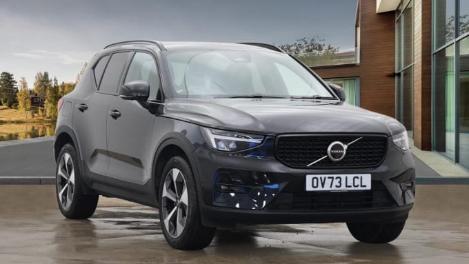 2025 Volvo Xc40