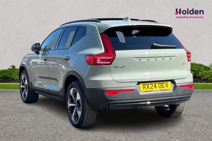 2025 Volvo Xc40