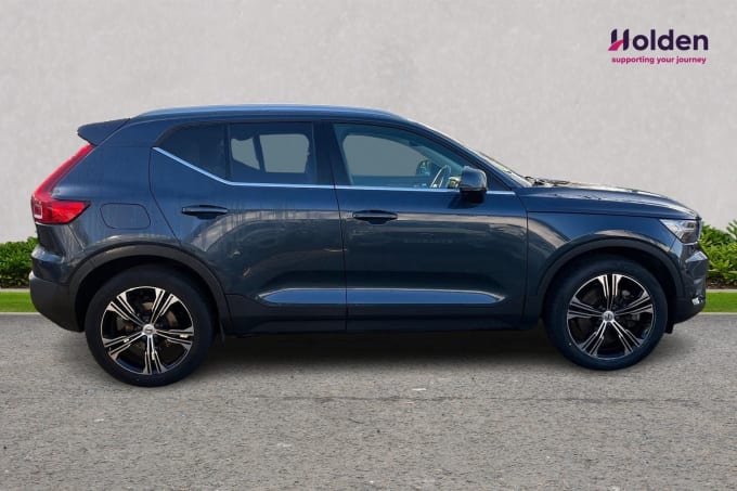 2024 Volvo Xc40