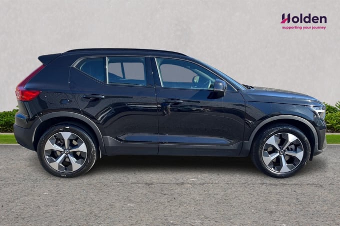 2025 Volvo Xc40