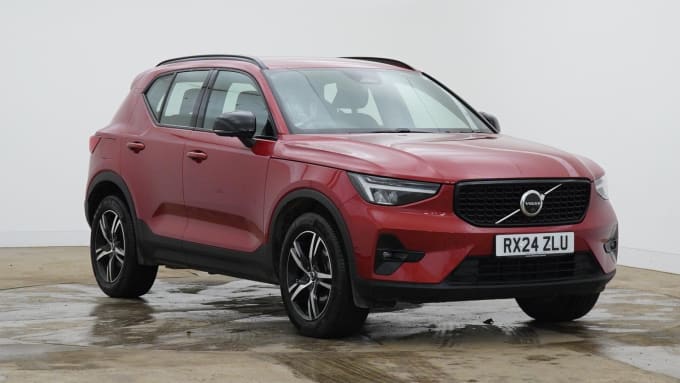 2025 Volvo Xc40