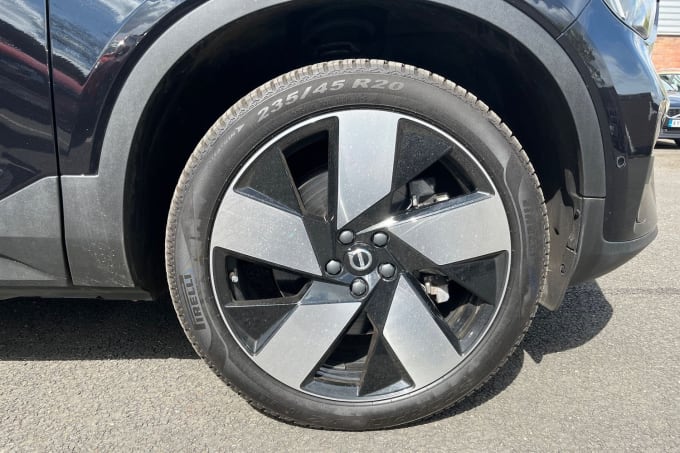 2025 Volvo Xc40