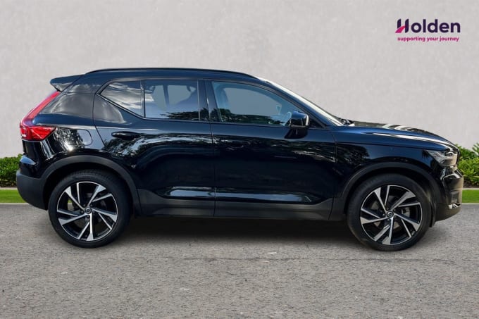 2024 Volvo Xc40