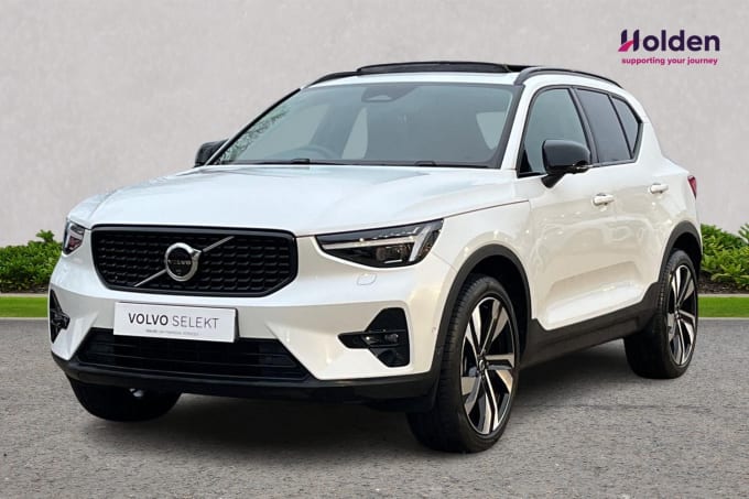 2025 Volvo Xc40