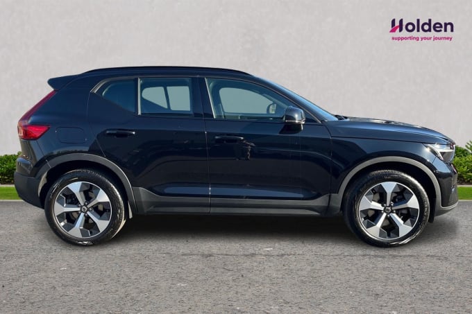 2025 Volvo Xc40