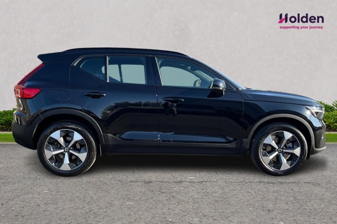 2025 Volvo Xc40