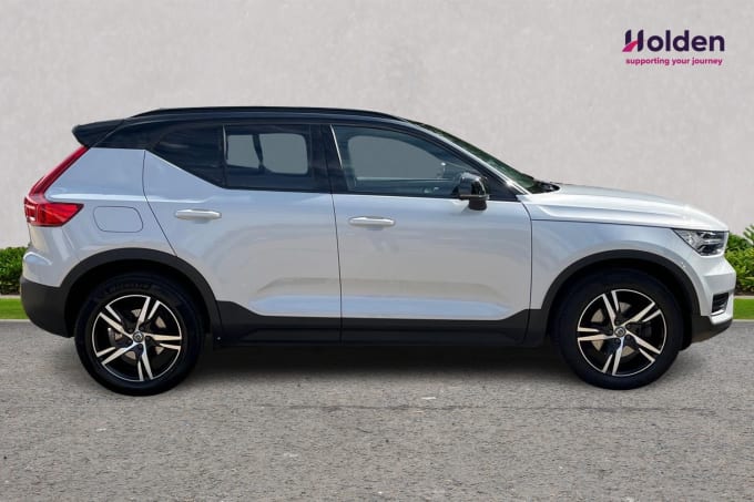 2024 Volvo Xc40