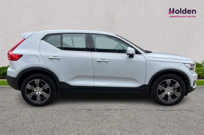 2024 Volvo Xc40