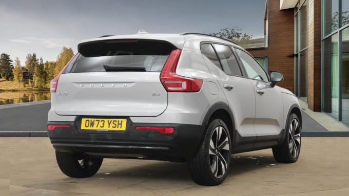 2025 Volvo Xc40