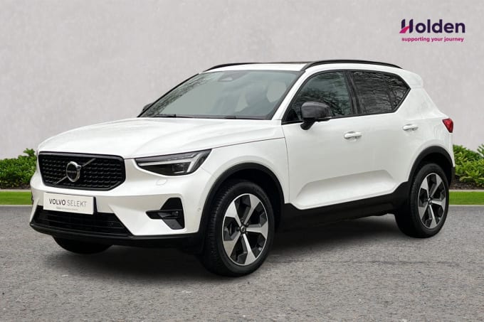 2025 Volvo Xc40