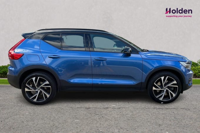 2024 Volvo Xc40