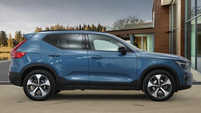 2024 Volvo Xc40