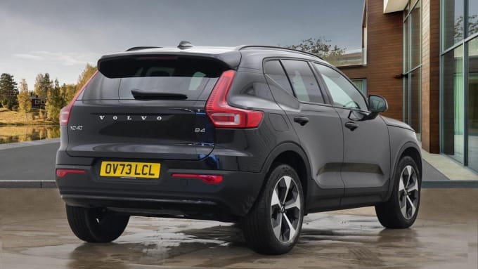 2025 Volvo Xc40