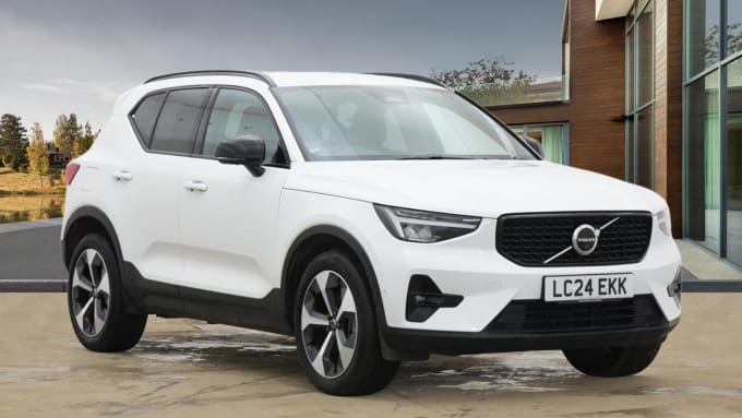 2025 Volvo Xc40