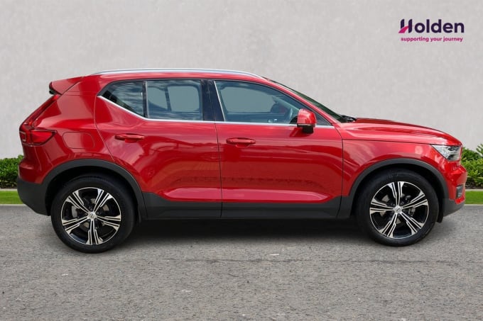 2024 Volvo Xc40