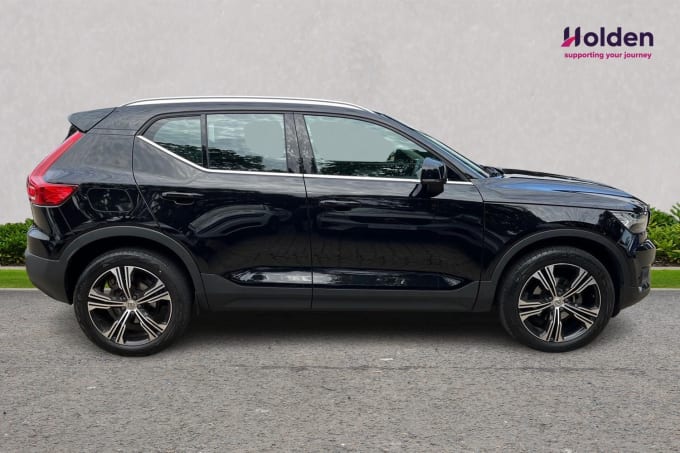 2024 Volvo Xc40