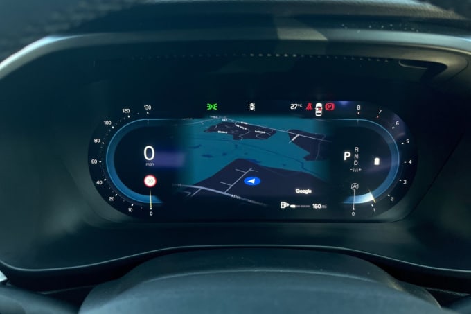 2025 Volvo Xc40