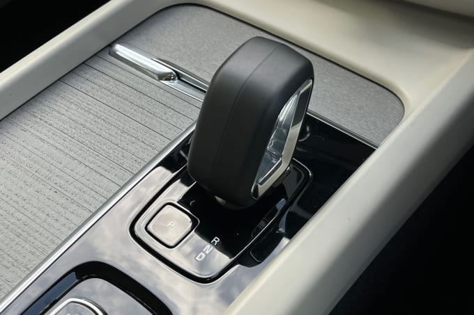 2025 Volvo Xc60