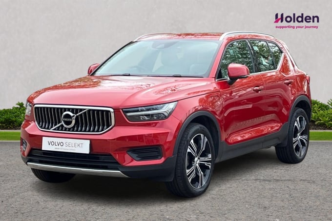 2025 Volvo Xc40