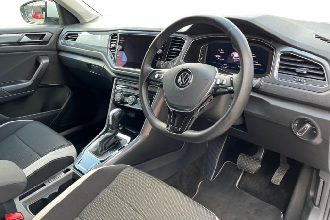 2025 Volkswagen T-roc