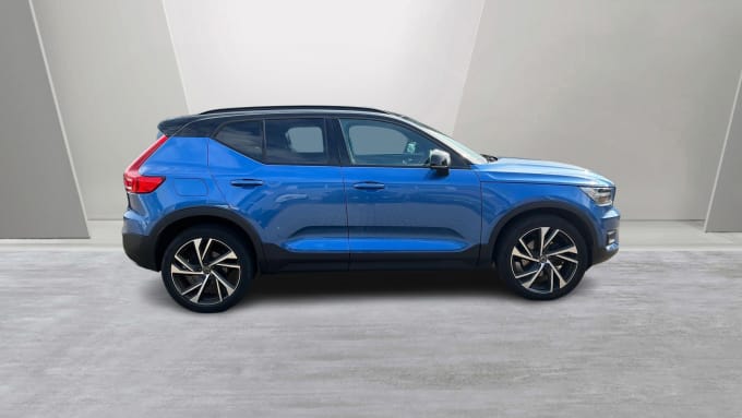 2024 Volvo Xc40