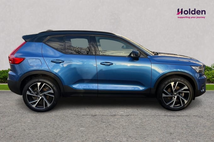 2024 Volvo Xc40