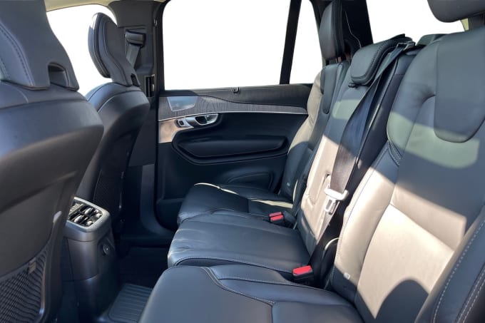 2025 Volvo Xc90