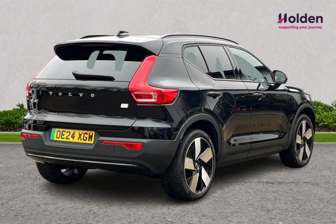 2025 Volvo Xc40