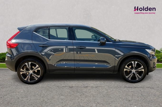 2024 Volvo Xc40