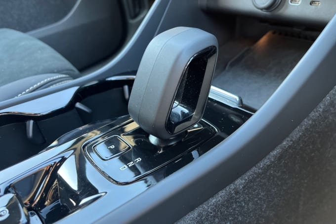 2025 Volvo Xc40