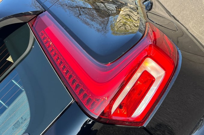 2025 Volvo Xc40
