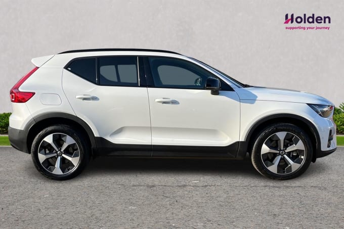2025 Volvo Xc40