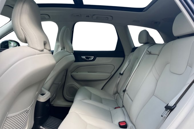 2025 Volvo Xc60