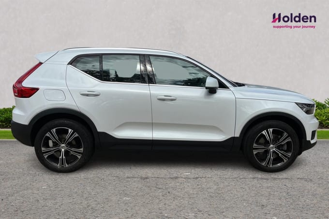 2024 Volvo Xc40