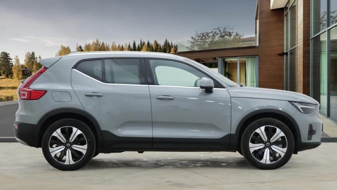 2024 Volvo Xc40