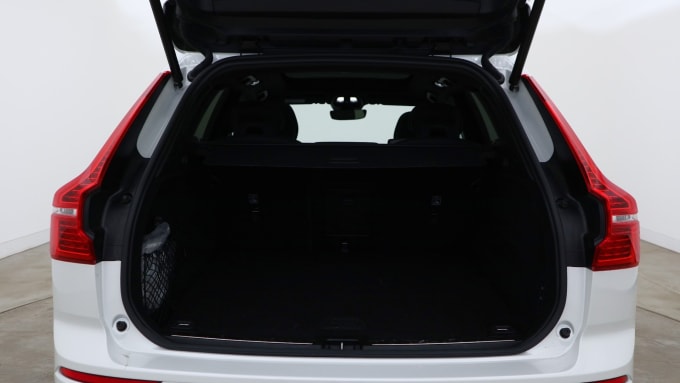 2025 Volvo Xc60