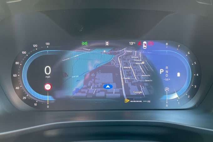 2025 Volvo Xc40