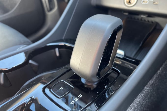 2025 Volvo Xc40