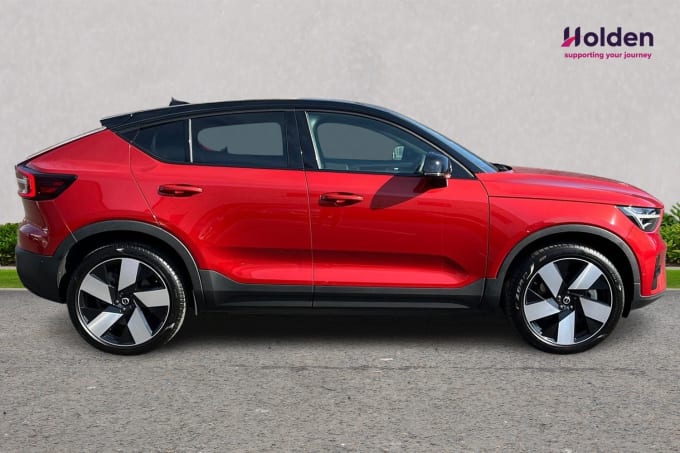 2025 Volvo C40