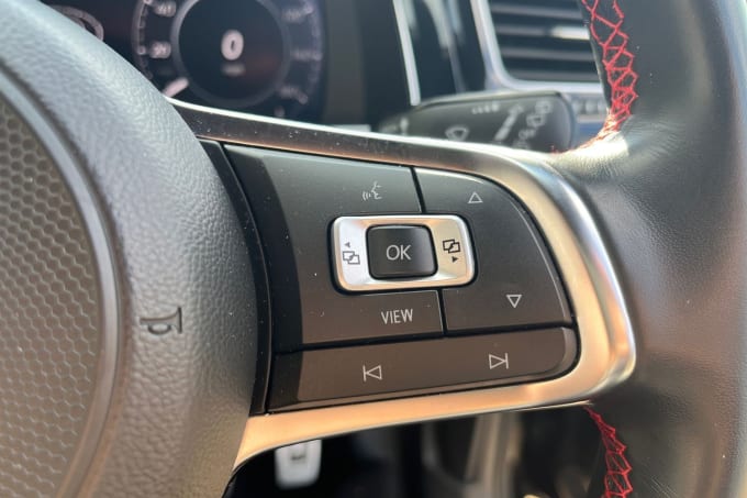 2025 Volkswagen Golf