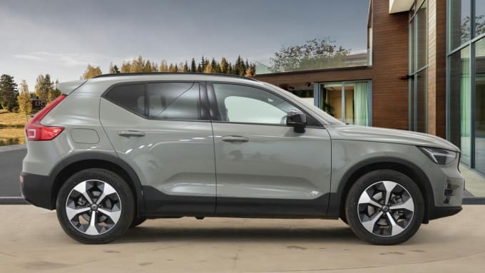 2024 Volvo Xc40