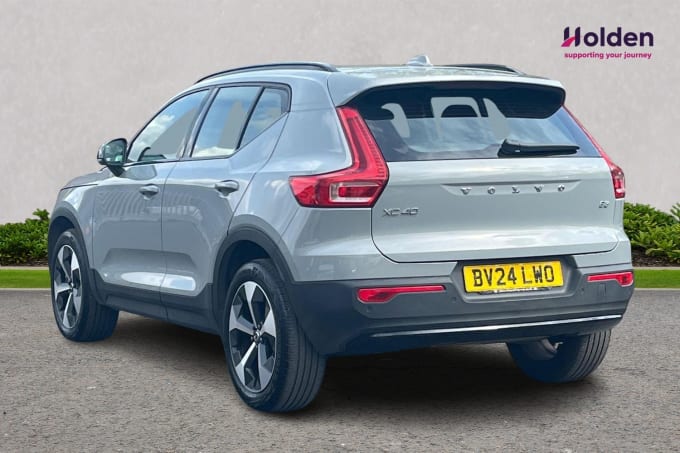 2025 Volvo Xc40