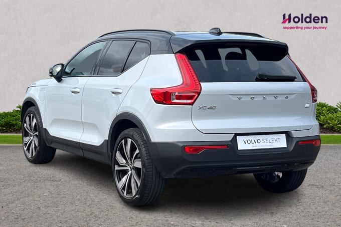 2024 Volvo Xc40