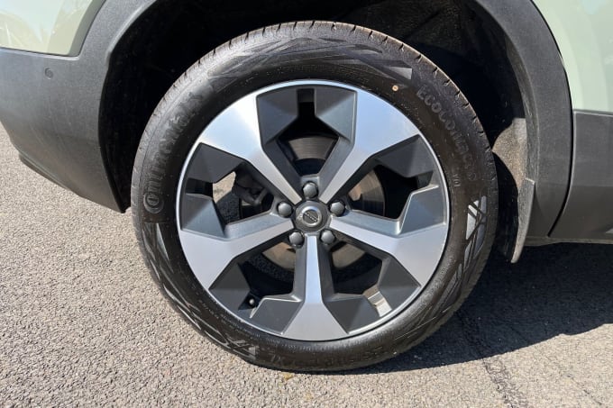 2025 Volvo Xc40