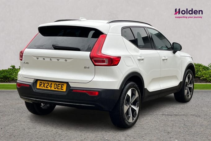 2025 Volvo Xc40