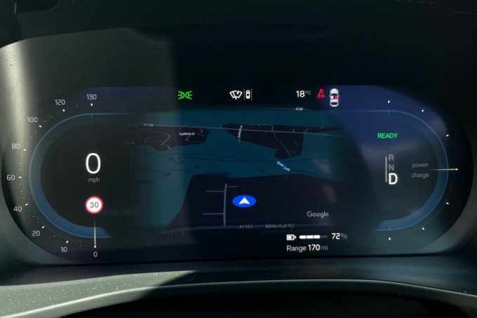 2025 Volvo Xc40