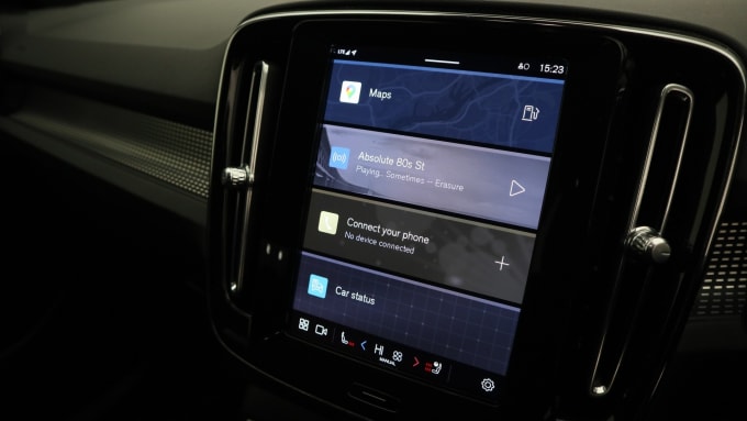 2025 Volvo Xc40