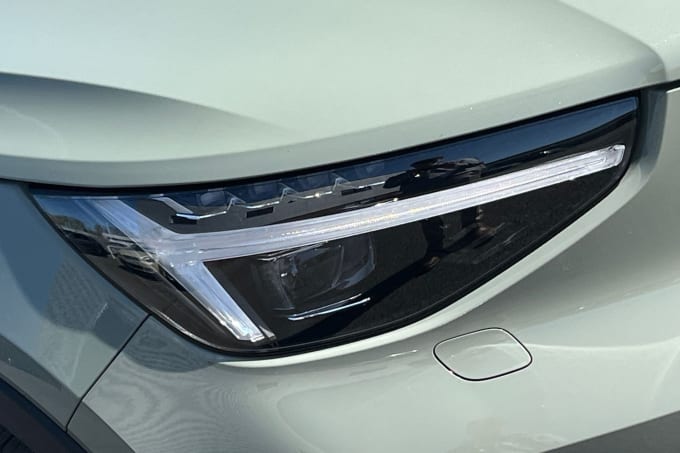 2025 Volvo Xc40