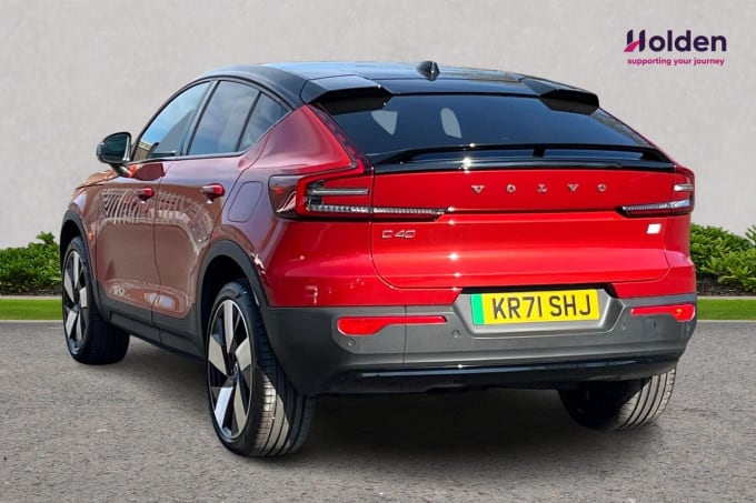 2025 Volvo C40